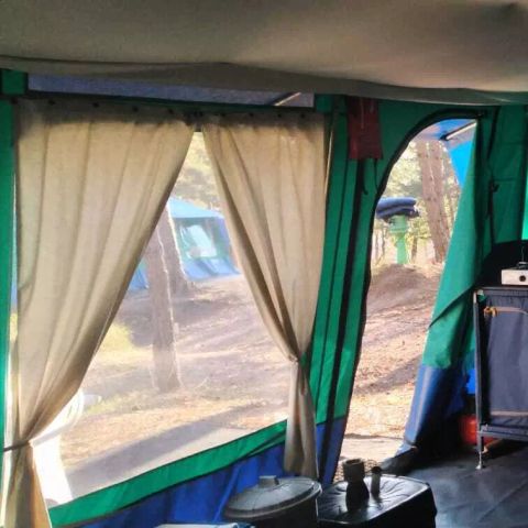 TENT 4 people - Navajo 4 Room Tent Without Sanitary Facilities