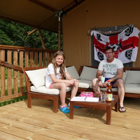 TENDA IN TELA E LEGNO 6 persone