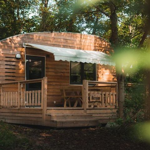 UNUSUAL ACCOMMODATION 4 people