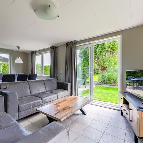 Bungalow 6 personen - Waterlelie - Cederlaan 066