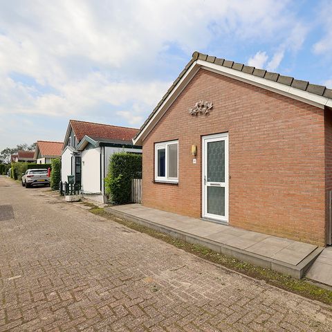 BUNGALOW 3 persone - Fiore di cigno - Viale dei Frassini 040