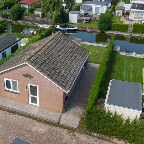 Bungalow 3 personen - Zwanenbloem - Essenlaan 040