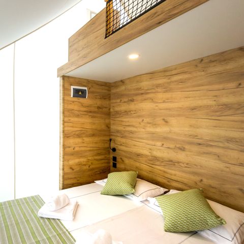 Zelt 6 Personen - Premium-Safarizelt mit drei Schlafzimmern (4+2)