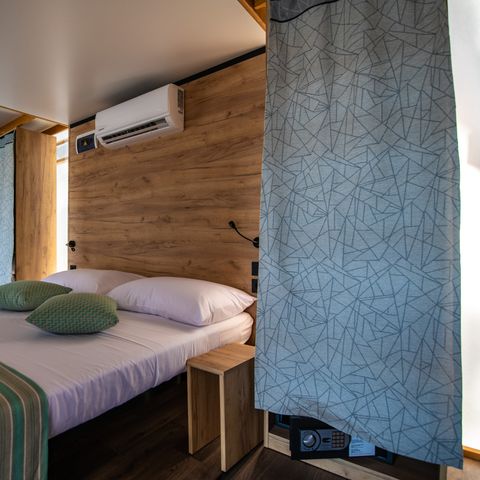 Tent 4 persons - Two bedroom glamping safari loft tent - sea view
