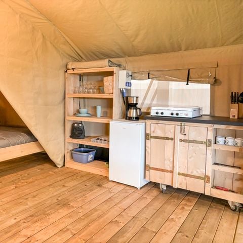 CANVAS AND WOOD TENT 5 people