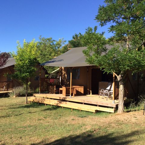 TIENDA DE LONA Y MADERA 6 personas - Alojamiento con instalaciones sanitarias