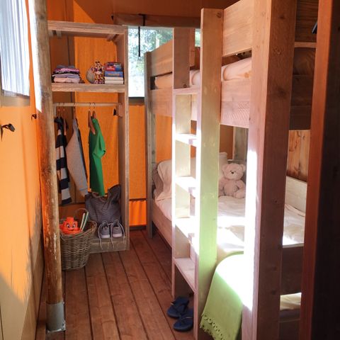 TENDA IN TELA E LEGNO 6 persone - compresi i servizi igienici