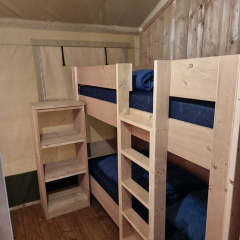 TENDA IN TELA E LEGNO 4 persone - compresi i servizi igienici