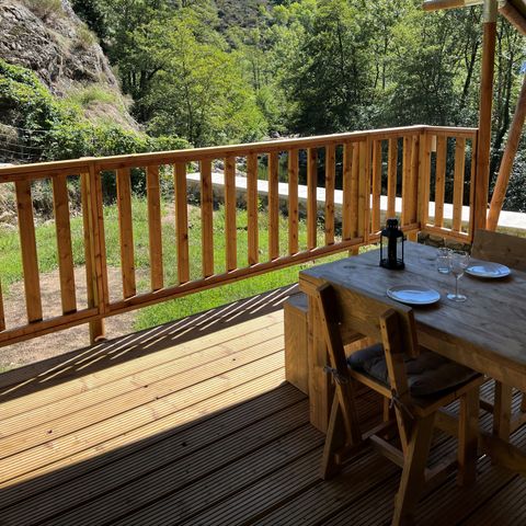 TENDA IN TELA E LEGNO 4 persone - compresi i servizi igienici