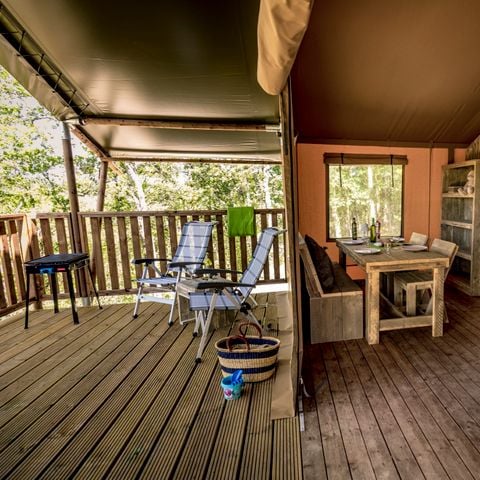 TENDA IN TELA E LEGNO 4 persone - incl. servizi igienici e aria condizionata (ADVENTURE COMFORT)