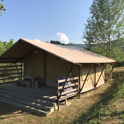 CANVAS AND WOOD TENT 4 people