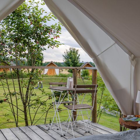 Tenda 2 persone - glamping, toilette privata, lavandino e vasca da bagno all'aperto 15m².