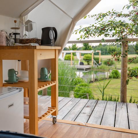 Tenda 2 persone - glamping, toilette privata, lavandino e vasca da bagno all'aperto 15m².