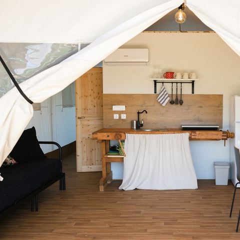 TIENDA DE LONA Y MADERA 6 personas - Glamping con baño y bañera, 54m2