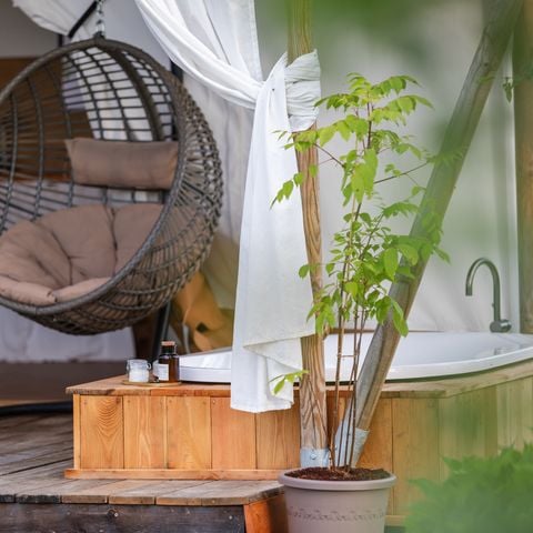 Canvas and wooden tent 6 persons - Glamping with bathroom and bath, 54m2