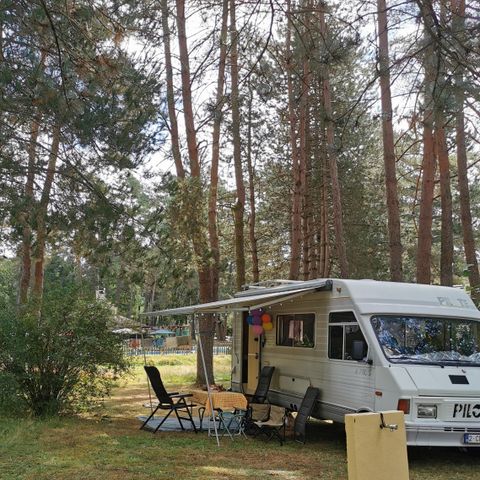 PIAZZOLA - Piazzole per auto-tende o camper, furgoni o caravan
