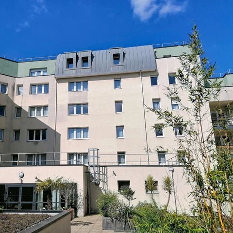 Terres de France - Appart Hotel Rouen Flaubert - Camping Senna - Image N°3