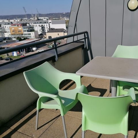 ESTUDIO 2 personas - Cama Doble Superior con Terraza