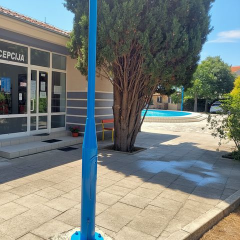 PIAZZOLA - Piazzola per una tenda e un'auto/moto (una persona inclusa nel prezzo)