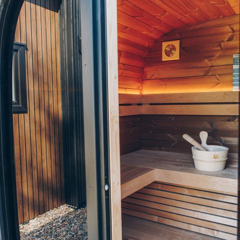 Casa 6 persone - Vista sul ruscello con vasca idromassaggio e sauna
