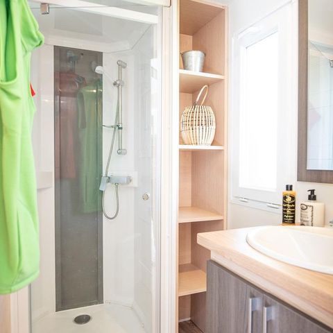 Mobilheim 4 Personen - Mobilheim 24m² / 2 Zimmer - Terrasse am Boden - 2 ERWACHSENE ODER 2 ERWACHSENE +2 KINDER