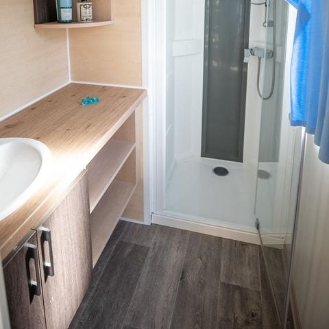 Mobile home 4 persons - Cottage Grand Confort Glenans 31m² - 2 bedrooms / Covered wooden terrace