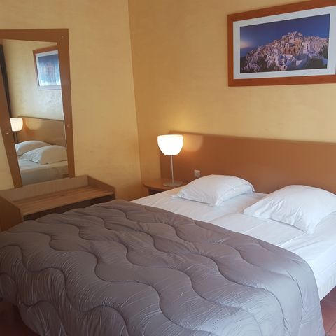 Habitación 4 personas - G/227_SALA DE ESTAR 4 PERS.
