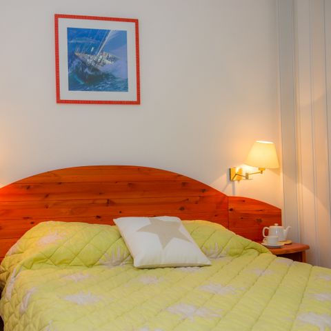 Piso 6 personas - G/194_3 HABITACIONES 6 PERSONAS