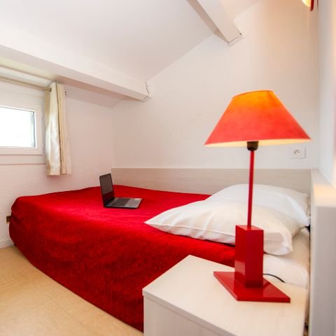 HOUSE 6 people - G/22_3-ROOM MAISONETTE SLEEPS 6