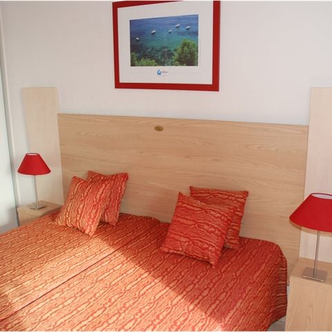 Piso 5 personas - G/34_2 HABITACIONES 4/5 PERSONAS