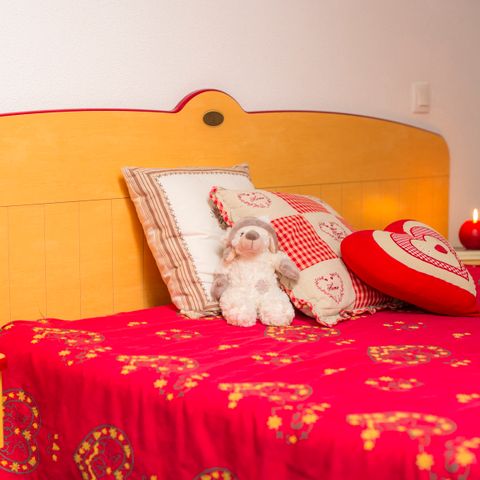 Piso 4 personas - G/26_2 HABITACIONES 4 PERSONAS