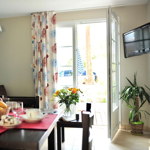House 10 persons - G/17_4-ROOM MAISONETTE SLEEPS 8/10