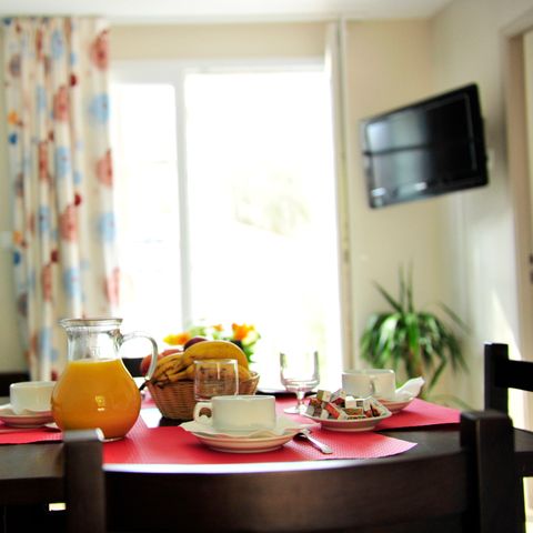 House 10 persons - G/17_4-ROOM MAISONETTE SLEEPS 8/10