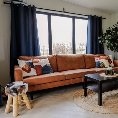 Chalet 6 Personen - Luxus auf Mini-Campingplatz Wert mit Whirlpool