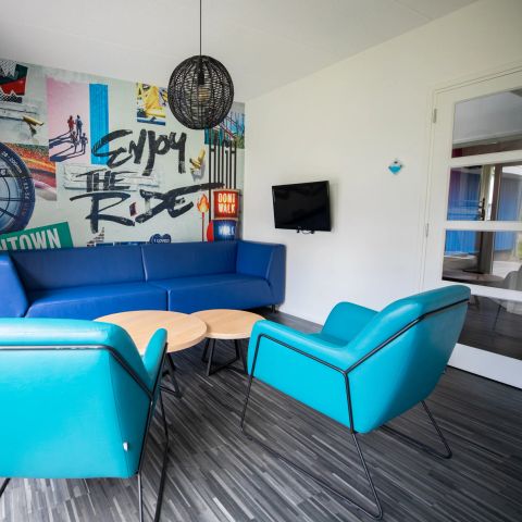 BUNGALOW 8 people