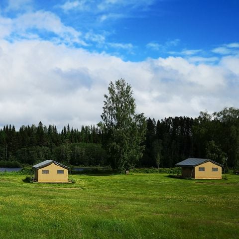 CANVAS AND WOOD TENT 4 people