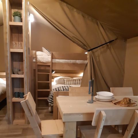 CANVAS AND WOOD TENT 5 people