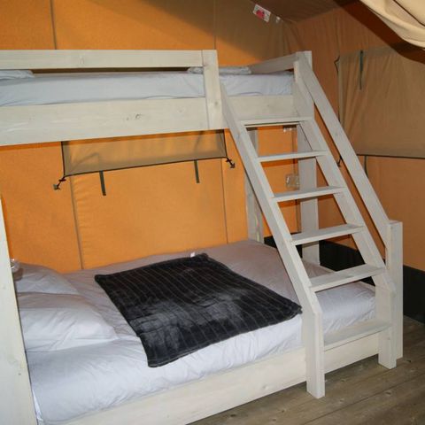 CANVAS AND WOOD TENT 5 people