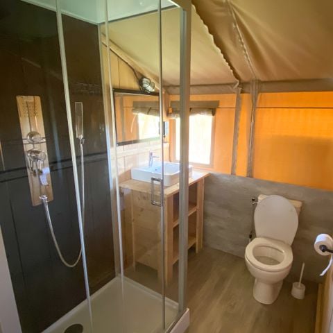 TENDA IN TELA E LEGNO 6 persone - compresi i servizi igienici