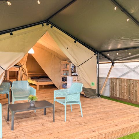 CANVAS AND WOOD TENT 5 people