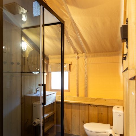 TENTE TOILE ET BOIS 6 personnes - y compris les installations sanitaires
