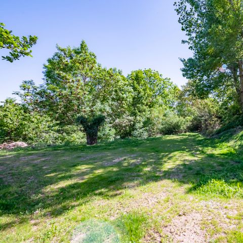 EMPLACEMENT - EMPLACEMENT 80 à 100m² - 1 véhicule léger, caravane, camping-car et van aménagé