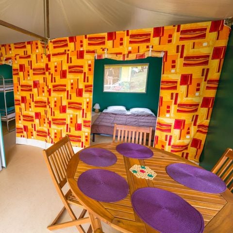 TENTE 5 personnes - Kanada Confort avec cabine de douche et toilettes