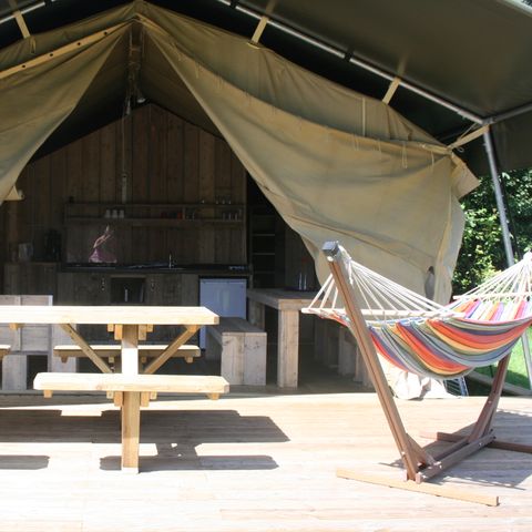 TIENDA DE LONA Y MADERA 5 personas - Strandheem lodge glamping con instalaciones sanitarias privadas