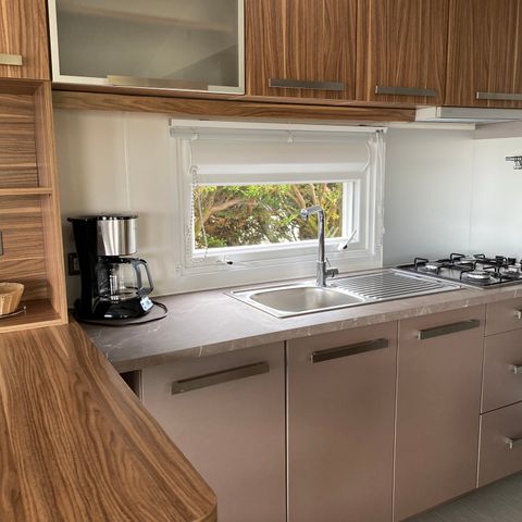 Mobilheim 4 personen - 2 Schlafzimmer - überdachte Terrasse - exklusiv