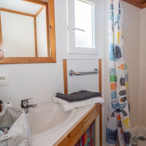 Chalet 6 persons - Standard chalet sleeps 4 (+ 2)