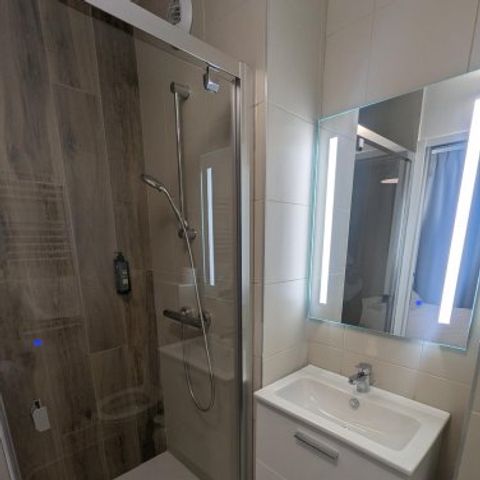 BEDROOM 2 people - 12m² room, 1 room (no kitchen) _ No cot available
