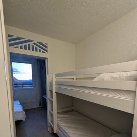 Zimmer 4 Personen - Zimmer, 17 m², 2 Zimmer (ohne Küche) _ Babybett nicht möglich