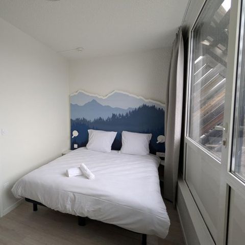 BEDROOM 6 people - 43.5m² 3-room flat (without kitchen)