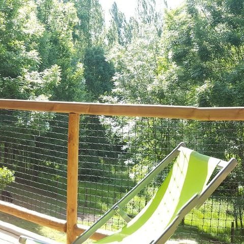 HÉBERGEMENT INSOLITE 5 personnes - Cabane Lodge Perchée 39m² 2 chambres - Arrivée le Samedi en Juillet et Août